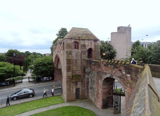 Stadsmuren van Chester